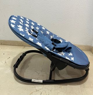 Hamaca para bebé con estrellas.