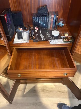 Armario de madera buena