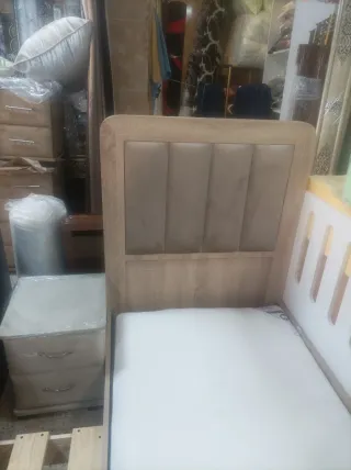 Cama individual de 90 con cabecero