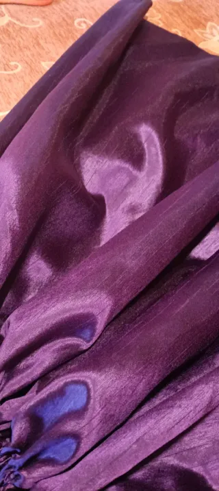 Falda Baturra Morada , indumentaria tradicional