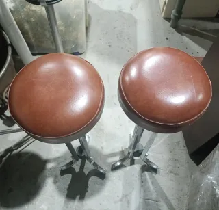 Pareja de taburetes mini