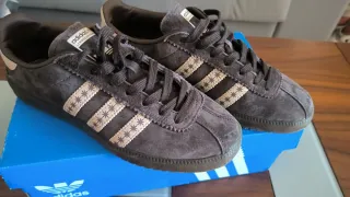 Adidas Bermuda Marrones Talla 40