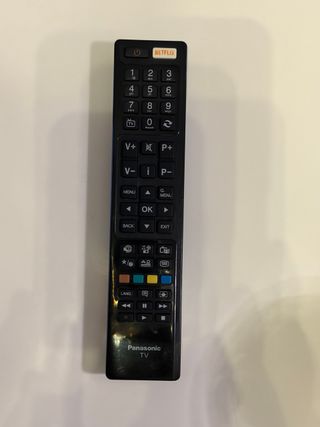 TV Panasonic 48” 4K Smart TV + 3D