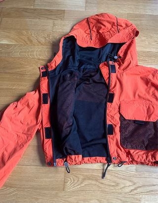 Chaqueta Cortavientos Croptop Naranja Bershka