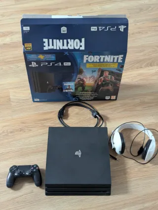 PS4 Pro 1TB Fortnite Edición Limitada