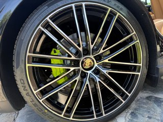 Porsche Panamera 2021