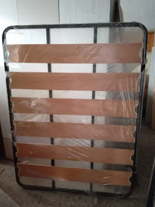 Somier 135x180.25Euros y150 x 190 +25euros105x190,