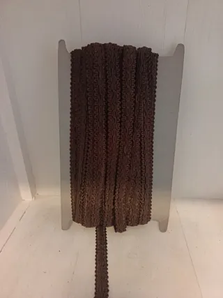 Cinta de mercería marrón