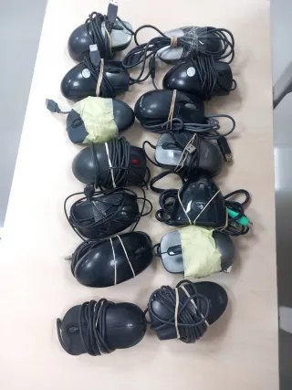 Lote 14 ratones de ordenador.