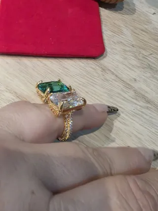 Anillo Lujo Cóctel Oro y Verde