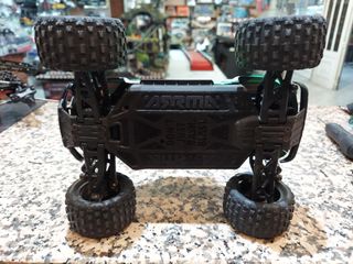 1/18 GRANITE GROM MEGA Brushed 4X4 Monster Truck