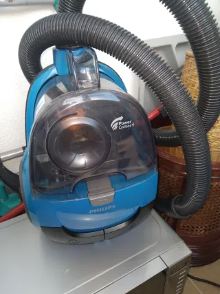Aspiradora Philips Power Cyclone 4