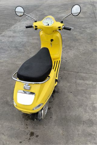 Vespa lx125 ie