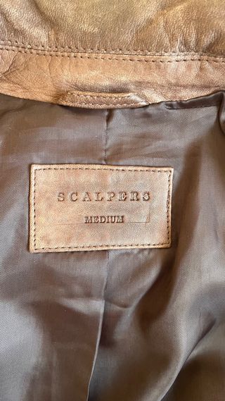 Chaqueta de piel Scalpers marrón