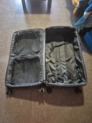 Maleta de viaje Kipling con ruedas .70 l de capaci