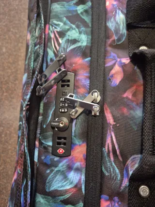 Maleta de viaje Kipling con ruedas .70 l de capaci