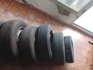 10 Llantas y Neumáticos Varios Tamaños vende todo