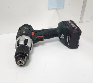 Taladro Percutor METABO LT 18V + 2 Baterías 2.0 Ah