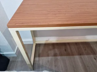 Mesa de escritorio madera y metal