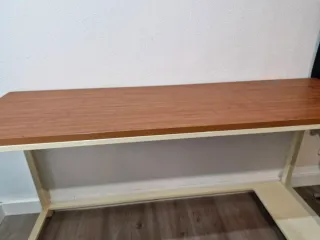 Mesa de escritorio madera y metal