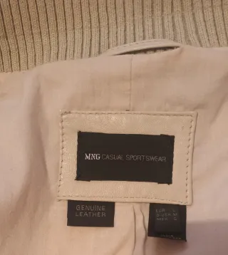 Cazadora de piel beige