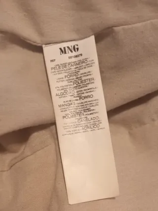 Cazadora de piel beige