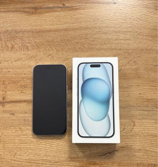 iPhone 15 Azul - Como Nuevo + Caja