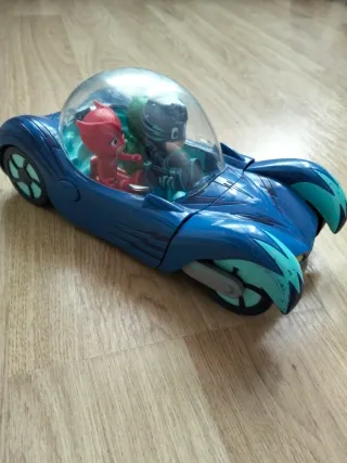 Coche PJ Masks con figuras