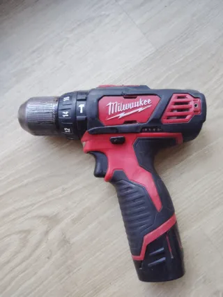 Taladro Milwaukee M12