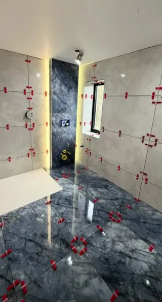 Paleta, pintor, albañil, reformas y construcción ,