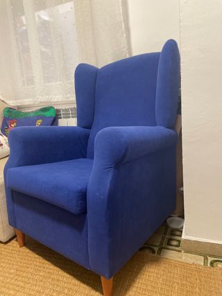 Butaca orejera azul individual