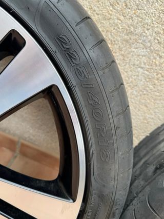 Llantas Mercedes-Benz 18