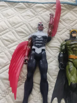 OFERTA Lote Figuras Vengadores GRANDES