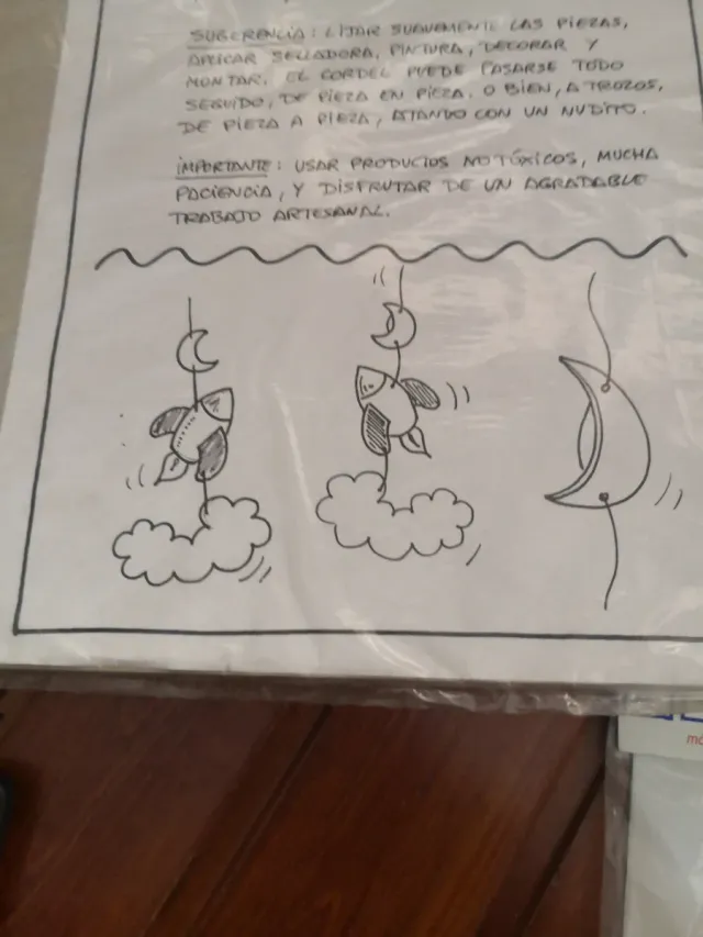 Móvil Articulado de Madera