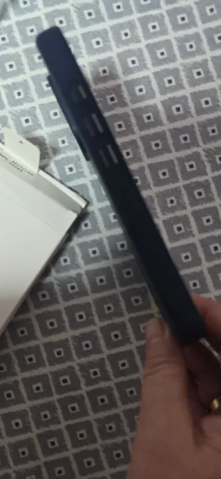 Funda Spigen iPhone 16 Pro