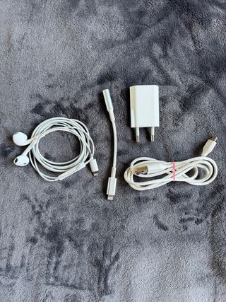 iPhone 13 256GB Azul + Accesorios