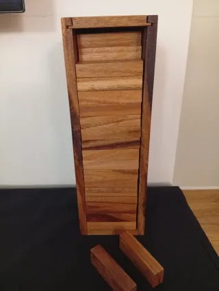 Juego Jenga de madera para toda la familia