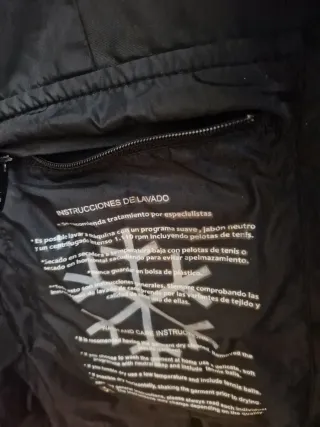 Abrigo de plumas Zara negro