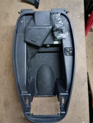 Cofre Kymco Xciting 500i