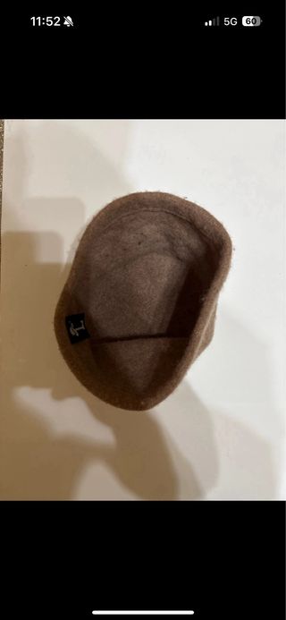 Cappelli donna marrone e viola