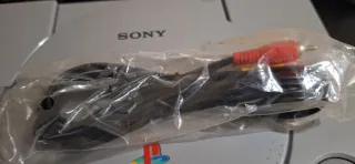 Consola PlayStation 1 con 2 mandos