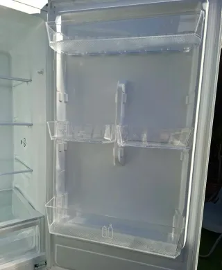 Frigorífico UPPKALLA PAKALLA