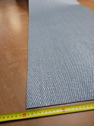 Alfombra vinilo trenzado 60cm ancho. Largo a media