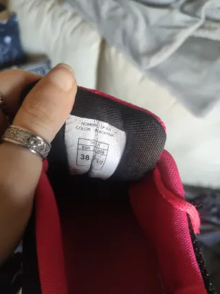 Zapatillas deportivas Spygo negras y rosas