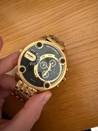 Reloj Diesel Dorado y Negro