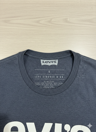 Camiseta Levi's Gris Logo
