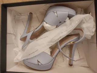 Sandalias de tacón azules