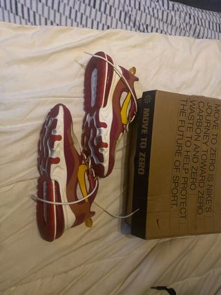 Nike Zapatillas Rojas y Amarillas