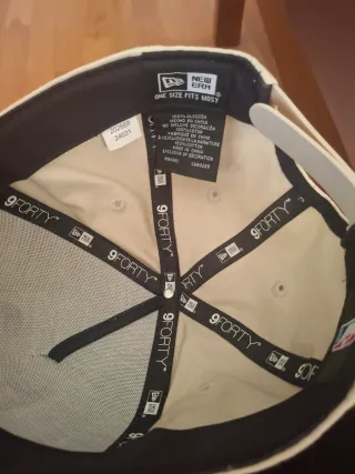 Gorra New Era Beige/Gris Logo Bulls