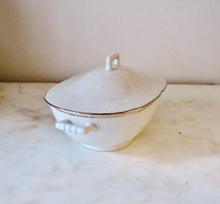 Zuppiera SC Richard fine 800 bianca/oro vintage